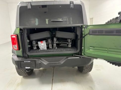 Used 2023 Ford Bronco Big Bend w/ Sasquatch Package AWD/4WD image 9