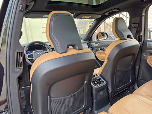 Used 2024 Volvo XC90 T8 Ultimate w/ Lounge Package AWD/4WD image 39