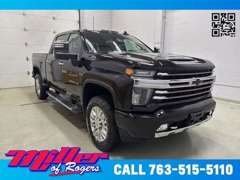 Used 2022 Chevrolet Silverado 3500 High Country w/ Technology Package image 1