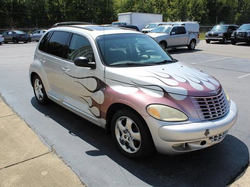 Used 2001 Chrysler PT Cruiser image 2