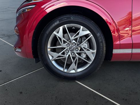 Used 2025 Genesis GV70 2.5T image 14