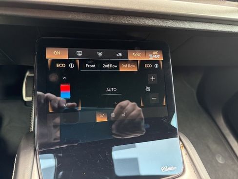 Used 2026 Cadillac Vistiq Sport image 38