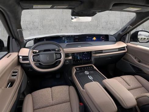 New 2026 Lincoln Navigator Black Label AWD/4WD image 9