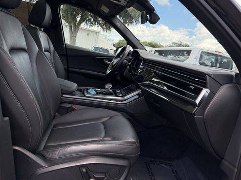 Used 2025 Audi Q7 3.0T Premium Plus AWD/4WD image 30