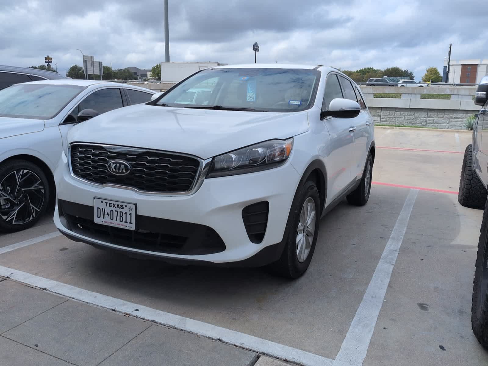 Used 2019 Kia Sorento L FWD image 1