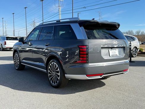 New 2026 Hyundai Palisade Calligraphy FWD image 5