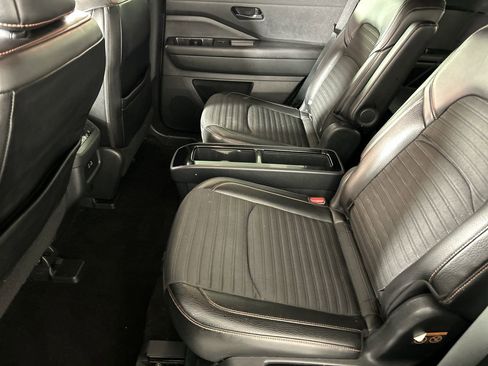 Used 2024 Nissan Pathfinder Rock Creek AWD/4WD image 23