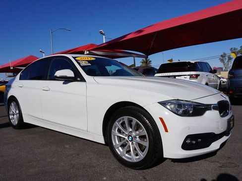 Used 2017 BMW 320i Sedan image 5