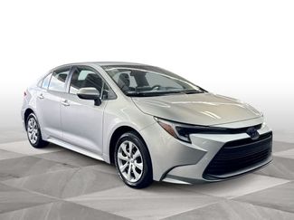 Used 2025 Toyota Corolla LE w/ Convenience Package FWD video 2