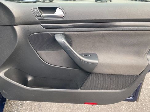 Used 2013 Volkswagen Jetta S image 29