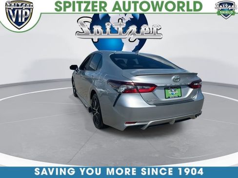 Used 2021 Toyota Camry SE w/ Cold Weather Package AWD/4WD image 7