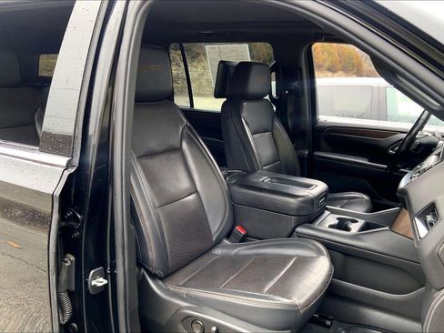 Used 2021 Chevrolet Suburban High Country image 7