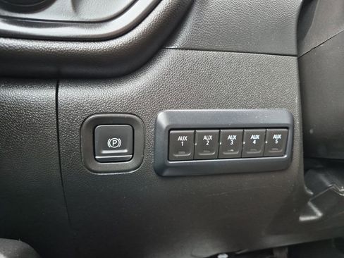 Used 2021 Chevrolet Silverado 2500 W/T w/ WT Fleet Convenience Package image 18