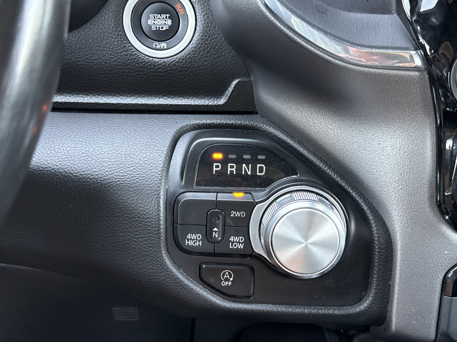 Used 2024 RAM 1500 Laramie AWD/4WD image 22