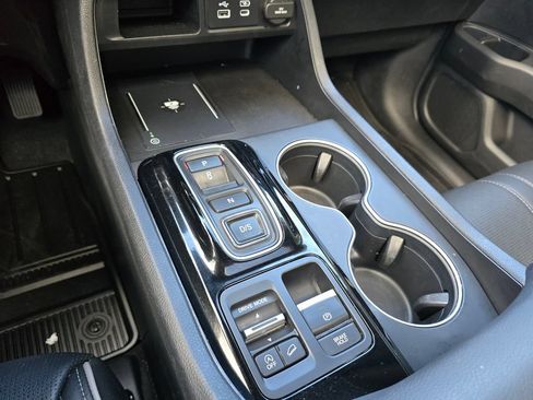 Certified 2025 Honda Pilot Elite image 25