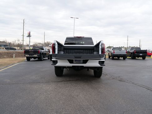 New 2026 GMC Sierra 2500 AT4 w/ AT4 Premium Plus Package image 5