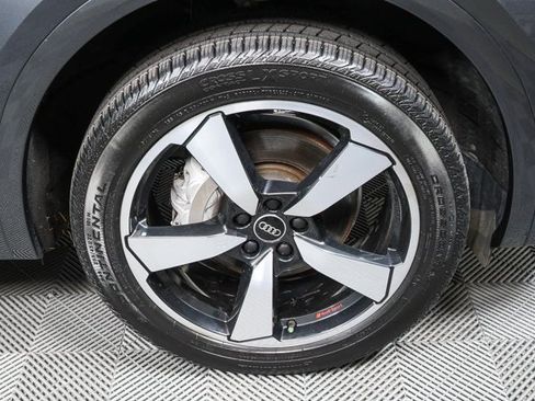 Used 2023 Audi Q5 2.0T Premium Plus w/ Premium Plus Package image 38