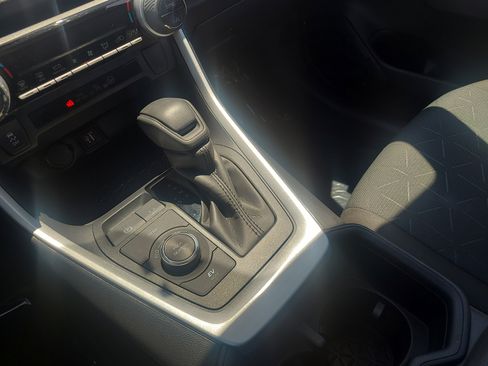 Certified 2025 Toyota RAV4 XLE AWD/4WD image 20