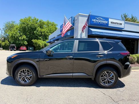 Used 2023 Nissan Rogue S AWD/4WD image 28