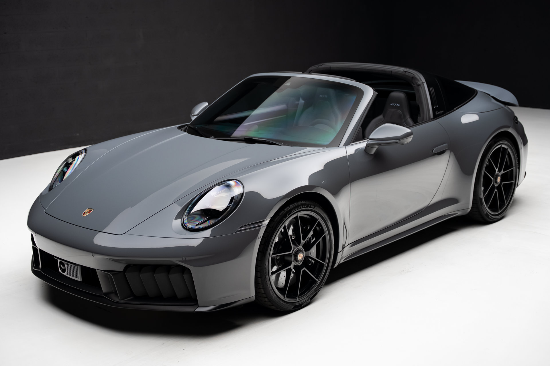 Used 2025 Porsche 911 Targa 4 GTS AWD/4WD image 7