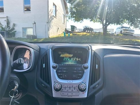 Used 2016 Chevrolet Equinox LT w/ Convenience Package image 19