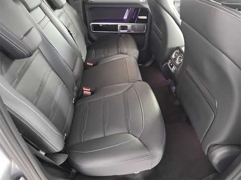 Used 2025 Mercedes-Benz G 63 AMG 4MATIC image 27