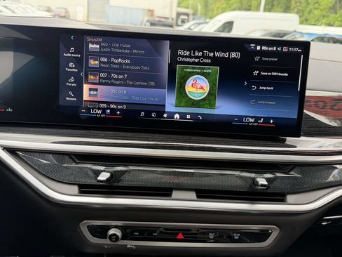 Used 2026 BMW X6 xDrive40i w/ Climate Comfort Package AWD/4WD image 33