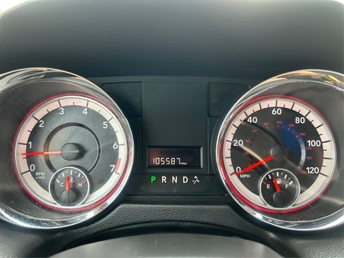 Used 2015 Dodge Grand Caravan SE FWD image 25