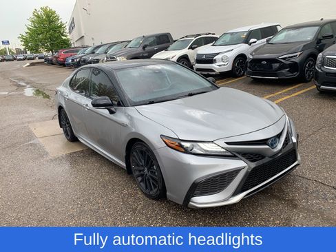 Used 2021 Toyota Camry XSE w/ Cold Weather Package FWD image 3