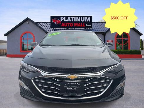 Used 2024 Chevrolet Malibu LT FWD image 2