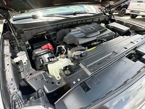 Used 2021 Nissan Titan S RWD image 26