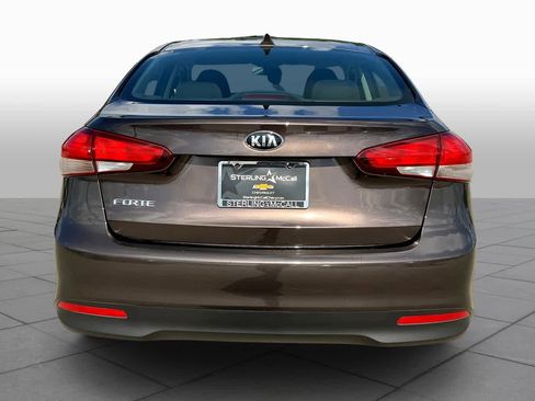 Used 2018 Kia Forte LX FWD image 5