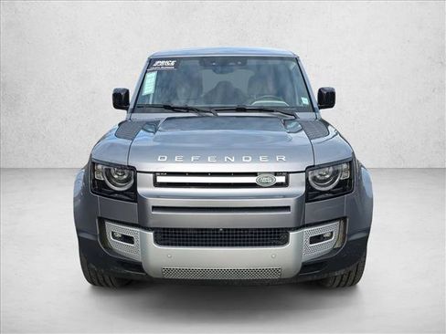 Certified 2024 Land Rover Defender 110 SE AWD/4WD image 2