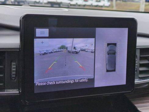 Used 2022 Ford Explorer Limited w/ Equipment Group 301A RWD image 22