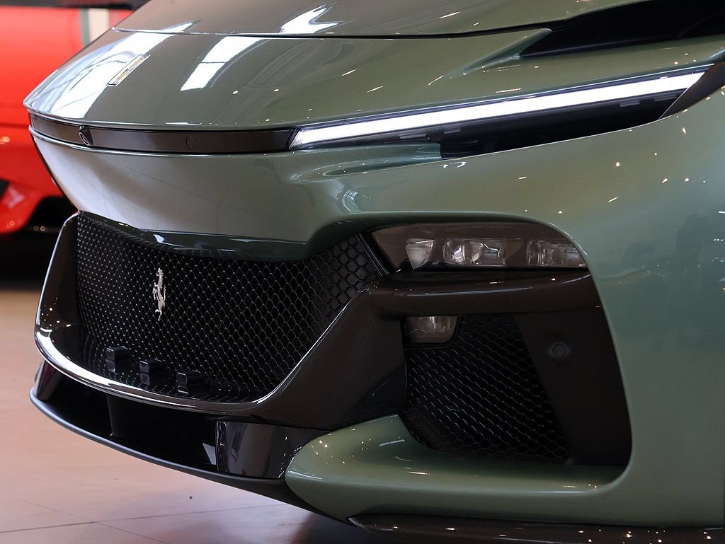 Certified 2024 Ferrari Purosangue AWD/4WD image 16