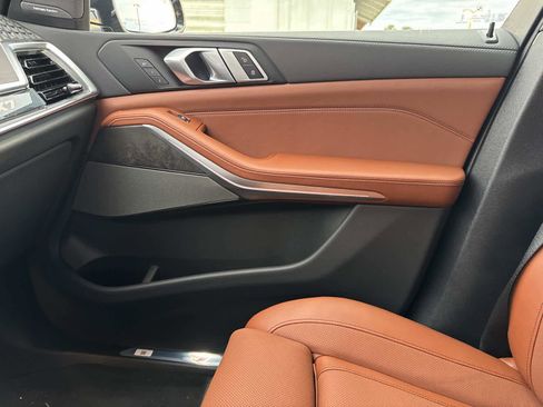 New 2026 BMW X7 xDrive40i image 24