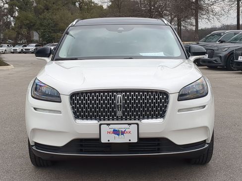 Used 2022 Lincoln Corsair AWD w/ Premium Package image 8