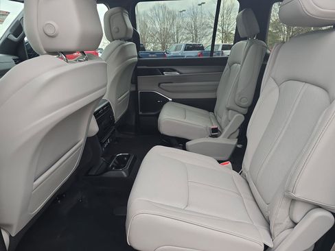 New 2026 Jeep Grand Wagoneer 2WD image 16