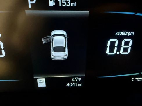 Certified 2025 Hyundai Elantra Sport w/ Cargo Package image 39