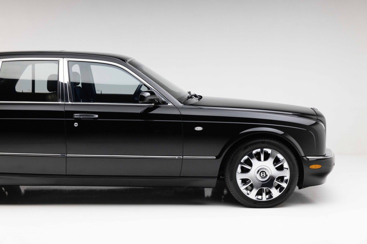 Used 2007 Bentley Arnage R RWD image 29