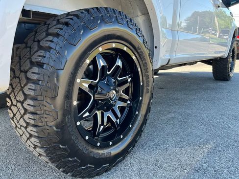 Used 2020 Ford F150 Lariat AWD/4WD image 10