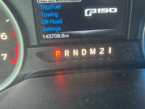 Used 2015 Ford F150 XLT w/ Equipment Group 302A Luxury image 28