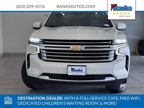 Certified 2024 Chevrolet Suburban High Country w/ Premium Package AWD/4WD image 3