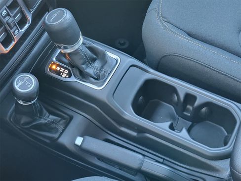 New 2026 Jeep Gladiator Sport image 13