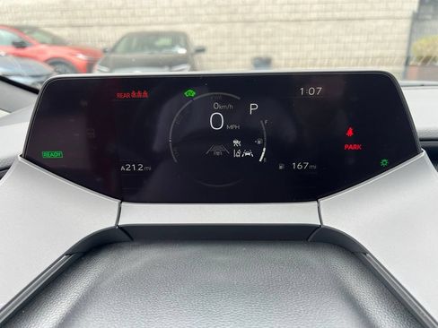 New 2027 Toyota Prius XLE FWD image 29