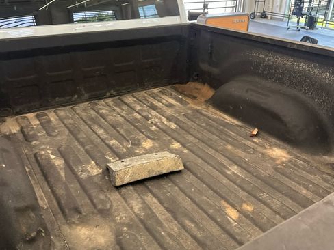 Used 2024 RAM 2500 Big Horn w/ Off Road Package AWD/4WD image 14