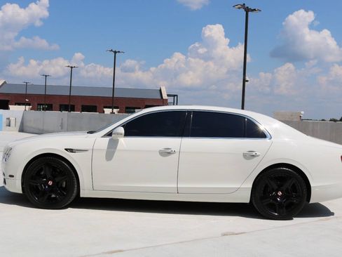 Used 2015 Bentley Flying Spur V8 AWD/4WD image 34