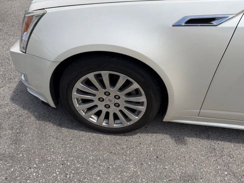 Used 2011 Cadillac CTS Premium RWD image 9