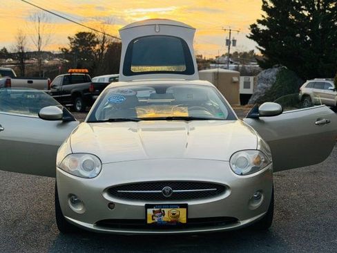 Used 2007 Jaguar XK Base image 14