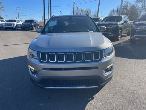 Used 2020 Jeep Compass Limited image 8